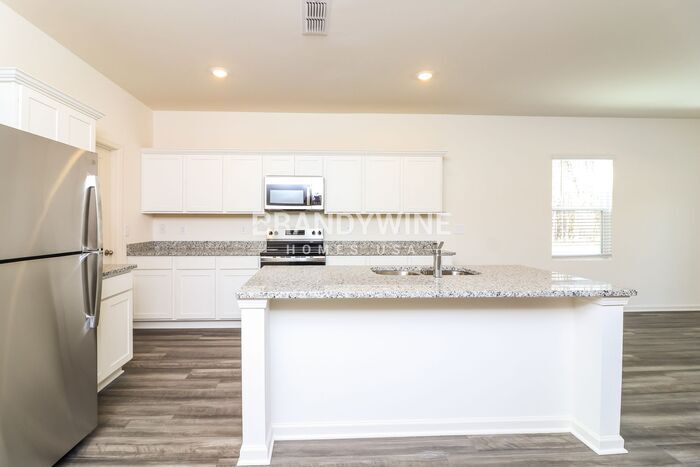 Building Photo - 534 Otway Lp