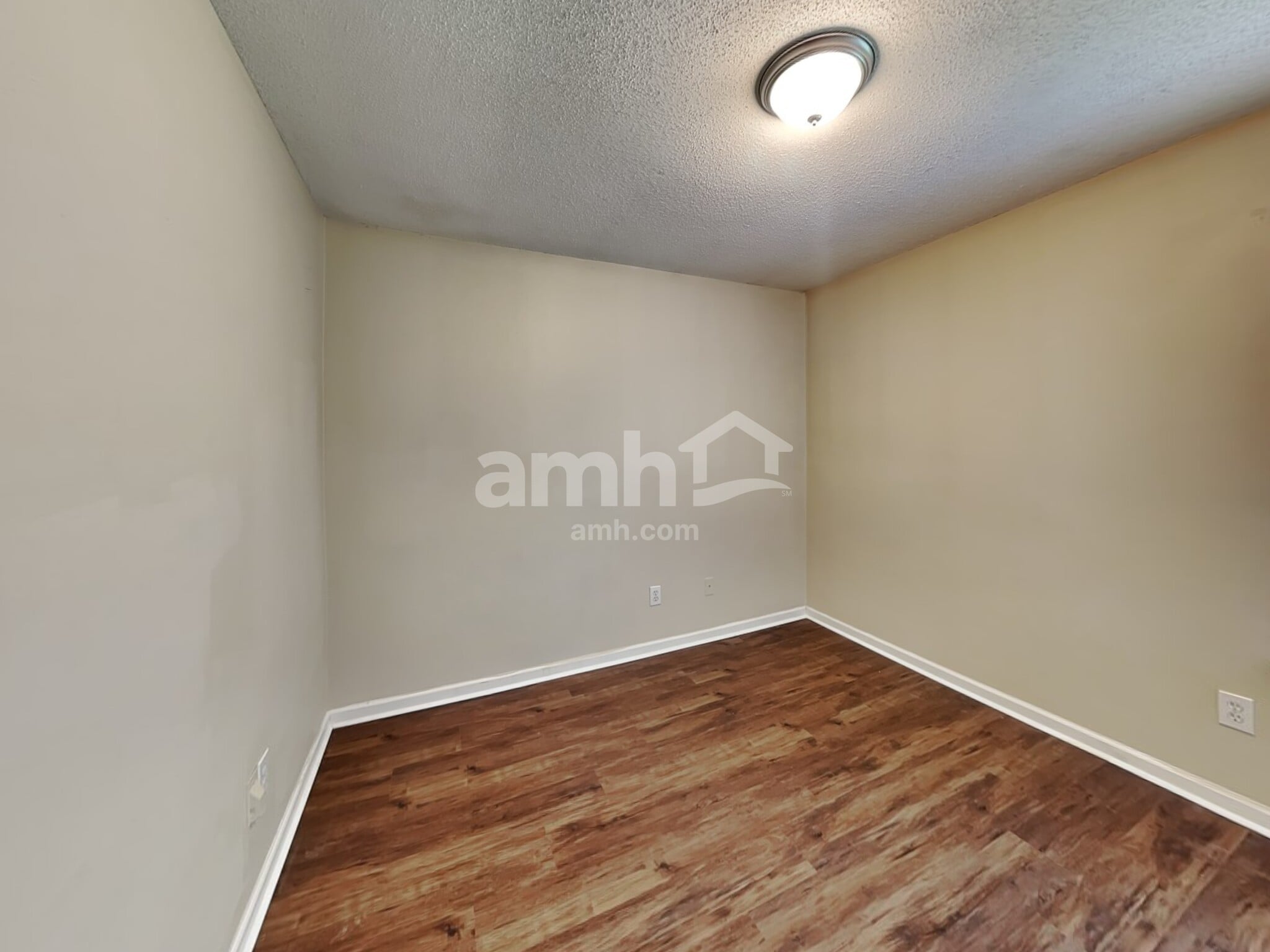 Building Photo - 6939 Brachnell View Dr