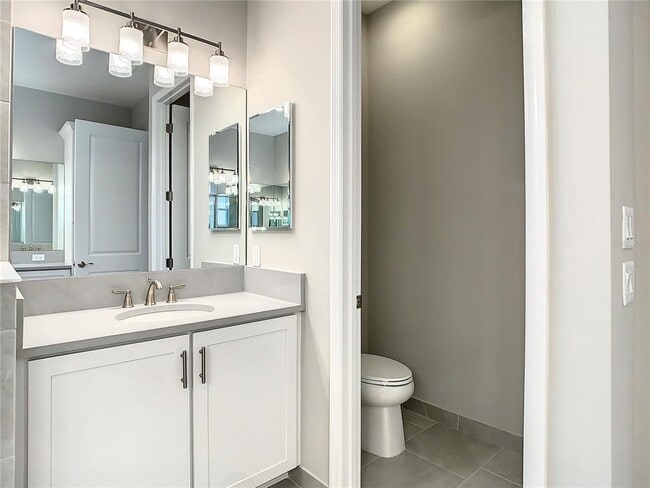 Building Photo - 4861 Sevilla Shores Dr