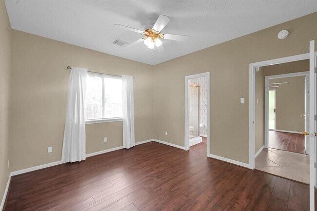 Building Photo - 3406 Concord Cir