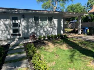 Building Photo - 220 Highwood Rd