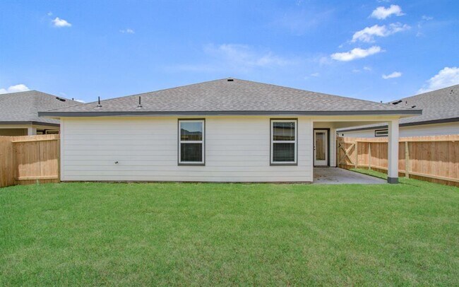 Building Photo - 8707 Shumard Oak Dr