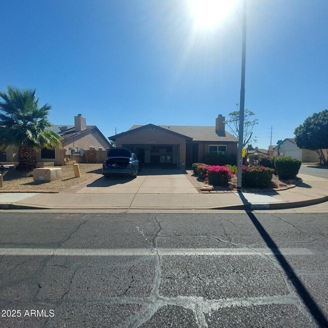 Primary Photo - 14076 N 26th Ave