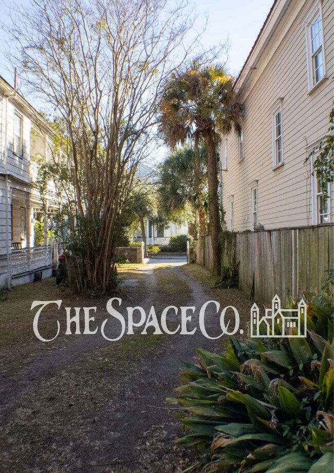 Building Photo - Charming 1BR in the Heart of Charleston — 46½ Vanderhorst Street Unit A