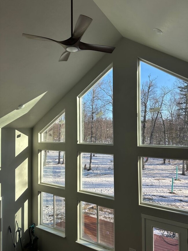 Building Photo - Super cute 3-bedroom, 2-bath single-family home in Palmer!