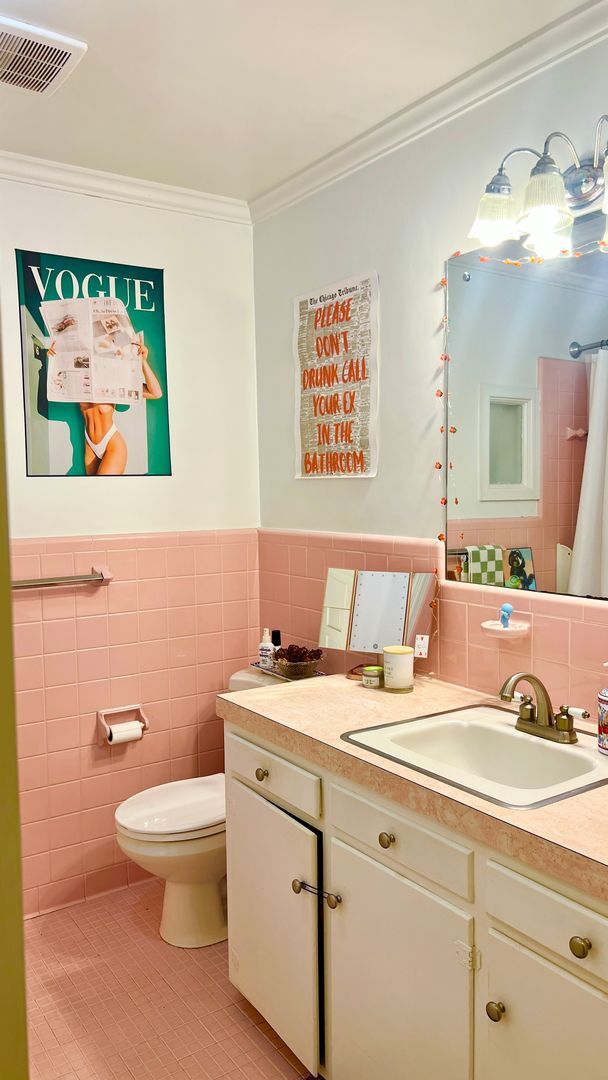 Building Photo - Beautiful 3-4 Bedroom 2 Bathroom home in t...