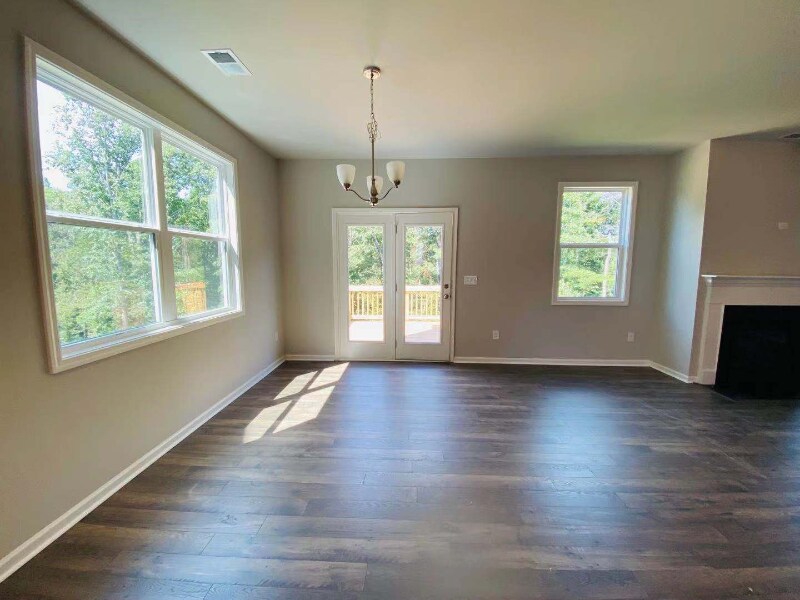 Building Photo - 144 Valimar Dr