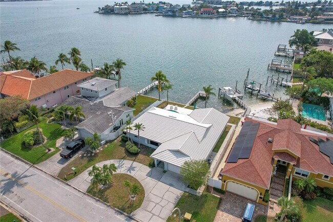 Primary Photo - 720 64th Ave