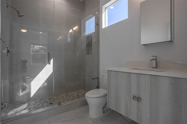 Building Photo - 2700 N Myrtle Ave