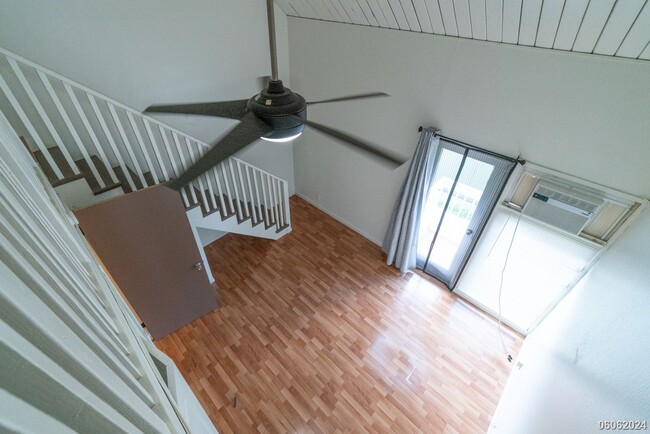 Building Photo - 2br/1.5ba Townhouse in Milalani Manor w/ L...