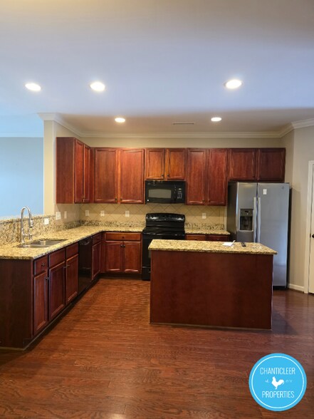 Building Photo - 210 Leighann Ridge Ln