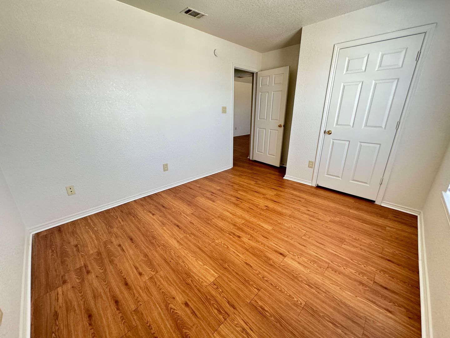 Building Photo - 2808 Cantabrian Dr