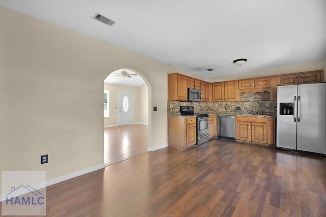 Building Photo - 934 Poppleton Dr