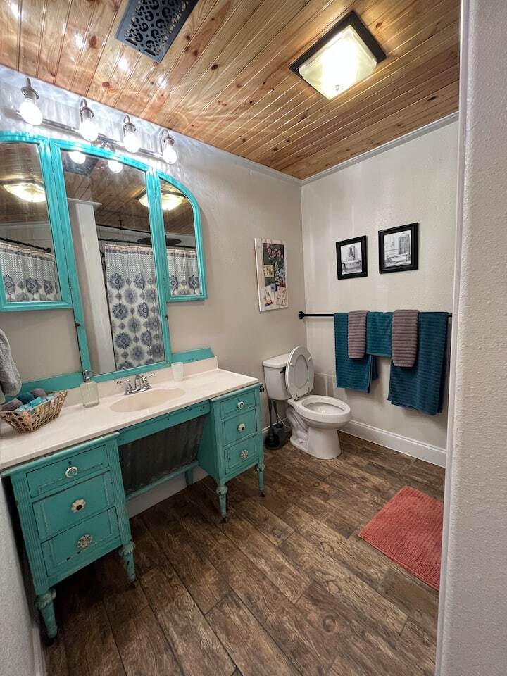 Building Photo - 12102 Carriage Ct SE