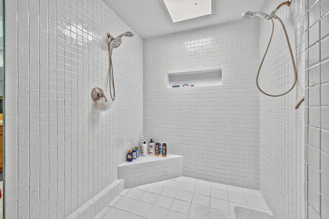 Building Photo - 79090 Barwick Pl