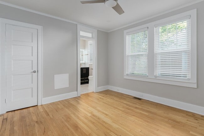 Building Photo - Live in the Heart of Shandon – Stylishly R...