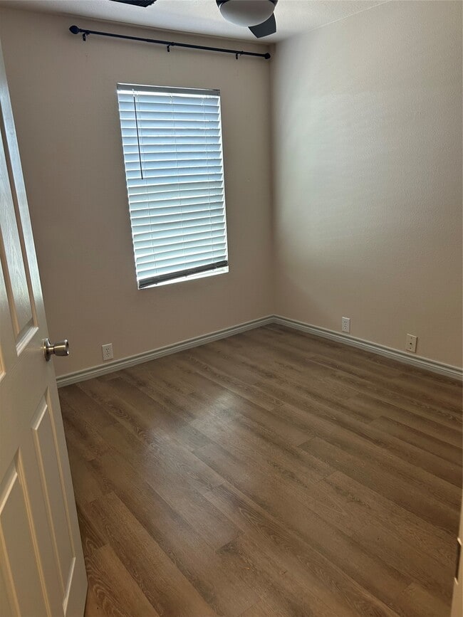 Building Photo - 23831 Pebworth Pl