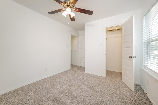 Building Photo - 16630 Spirit St