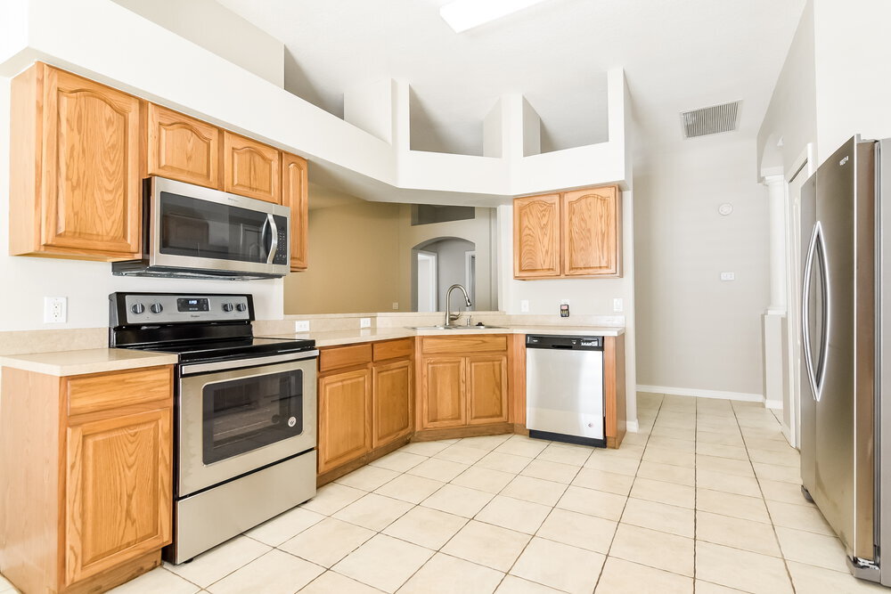 Building Photo - 9732 White Barn Way