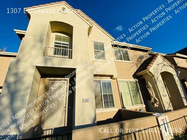 Building Photo - 1307 Esplanade Cir