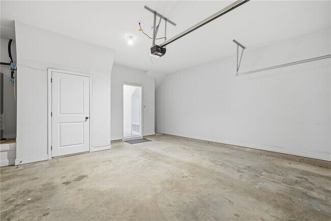 Building Photo - 1450 Baygreen Rd