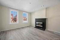 Building Photo - 816 McLaran Ave