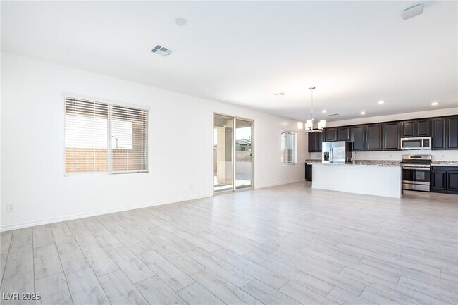 Building Photo - 8142 Skye Vineyard Dr