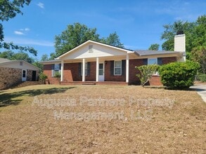 Building Photo - 2803 Ptarmigan Rd