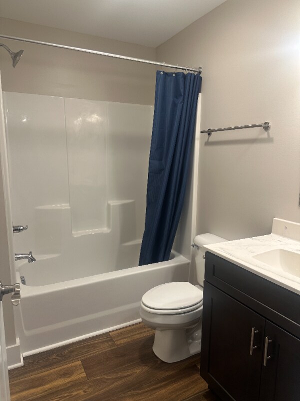 Building Photo - 4412 Shelborne Dr