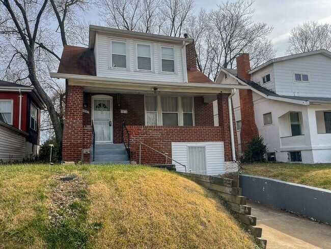 Building Photo - 3816 Avondale Ave