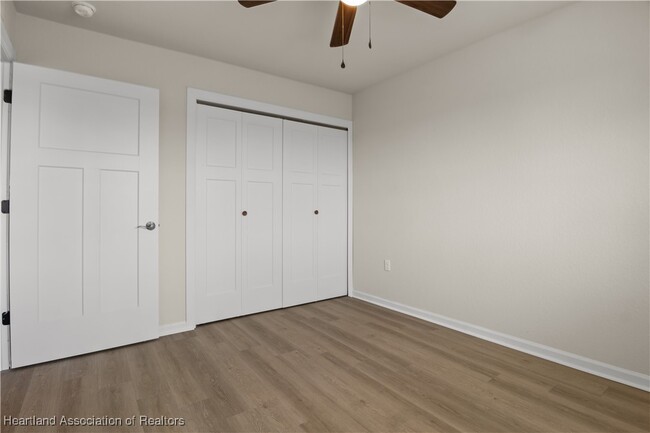 Building Photo - 260 Spanish Moss Cir
