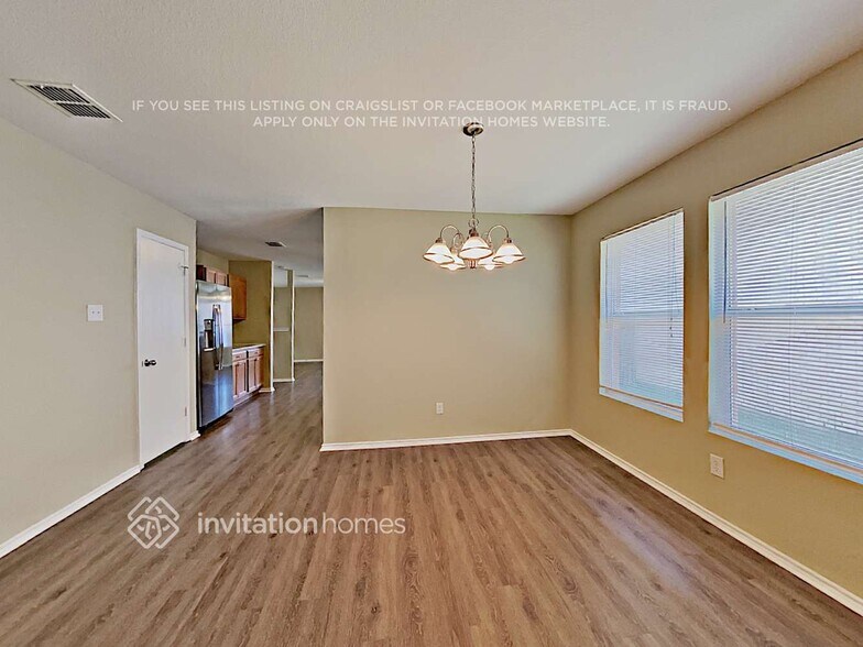 Building Photo - 8007 Stowe Springs Ln