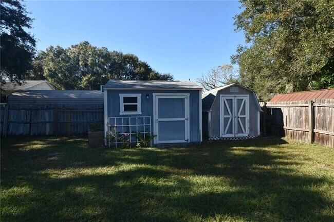 Building Photo - 6215 S Kelly Rd