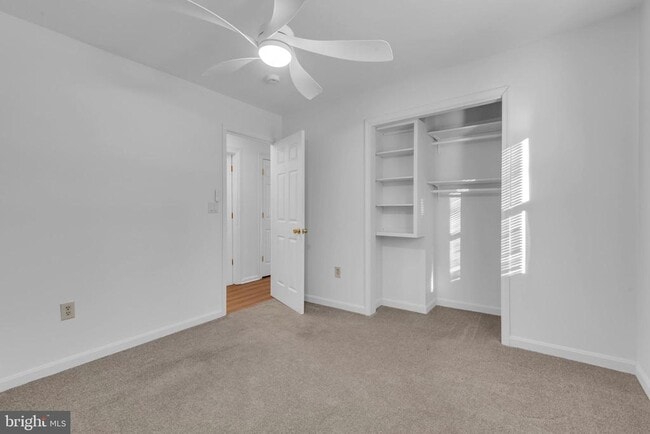 Building Photo - 1080 Crestview Dr