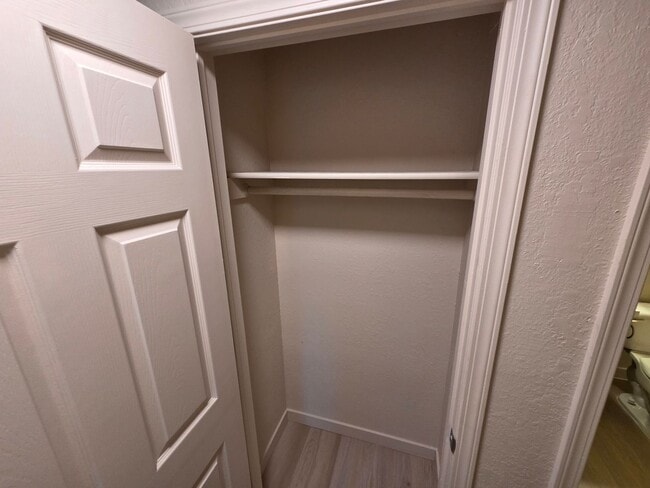 Building Photo - Newly Remodeled Two Bed One Bath Unit in the Heart of Sultan