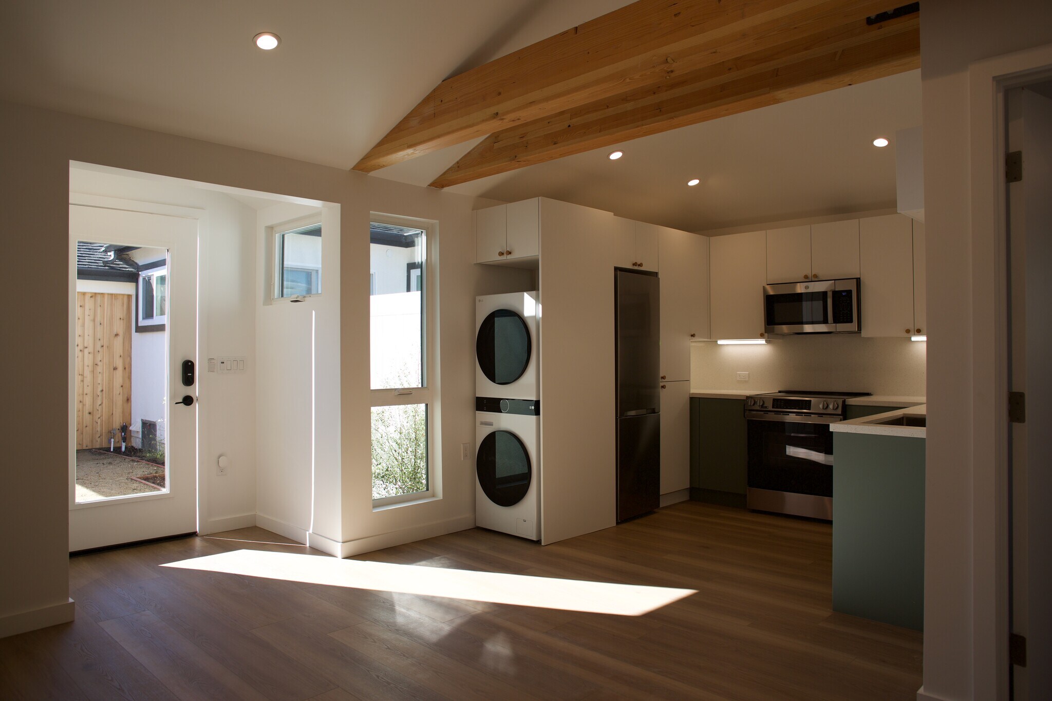 Building Photo - 5435 W 123rd Pl