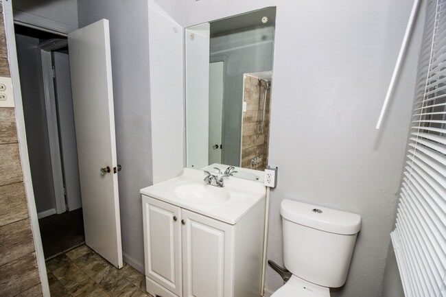 Building Photo - 11702 Ridge Rd