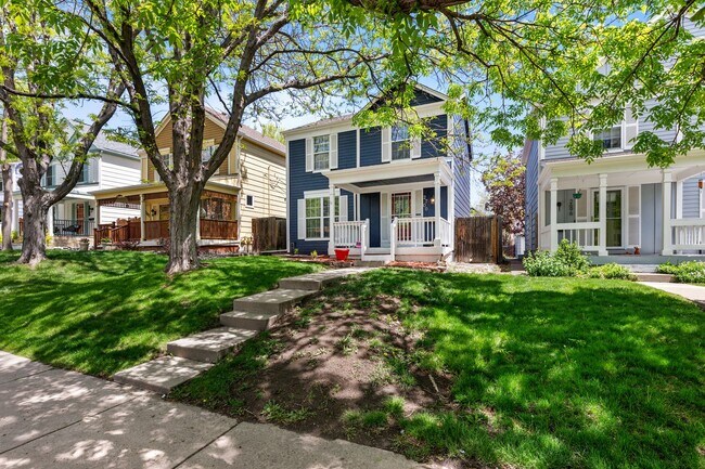 Building Photo - Gorgeous home by Sloans Lake!