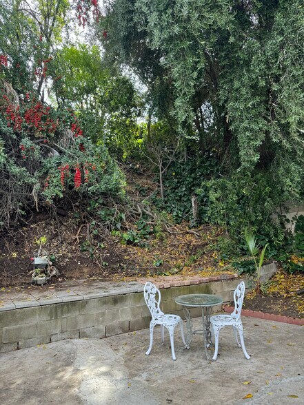 Building Photo - 4406 Coloma Ave