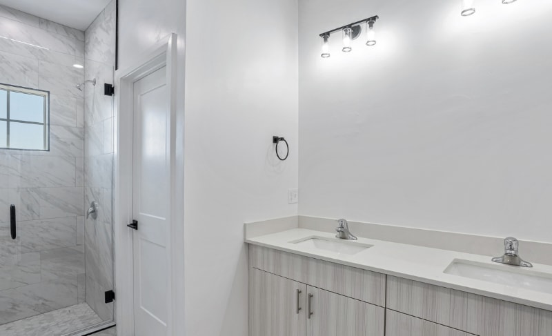 Building Photo - 321 E 2100 S