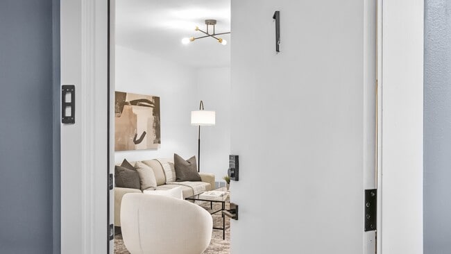 Building Photo - Trumbull Terrace