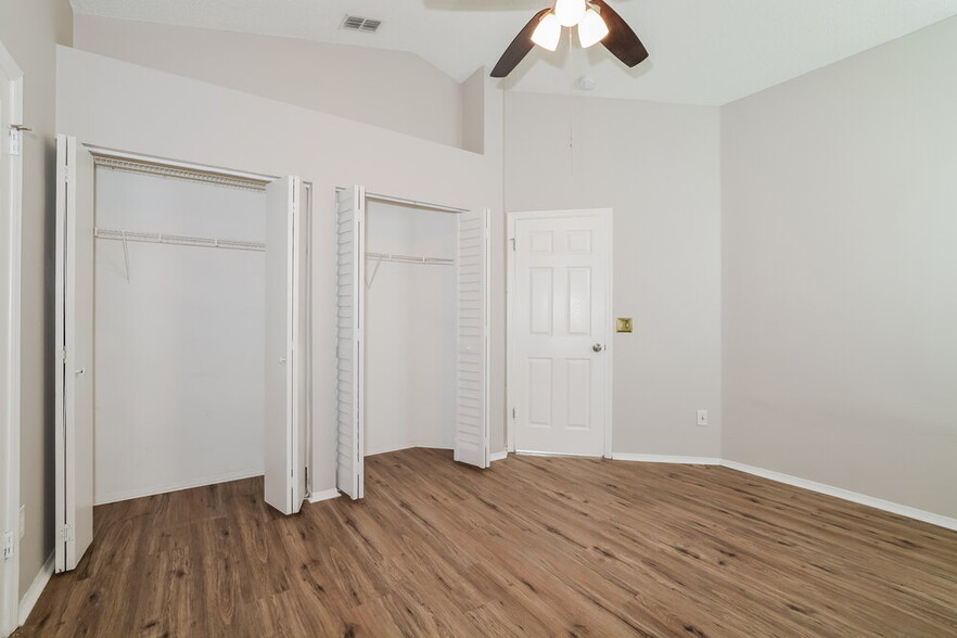 Building Photo - 10412 Glassborough Dr