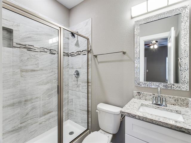 Building Photo - 3207 Karen St