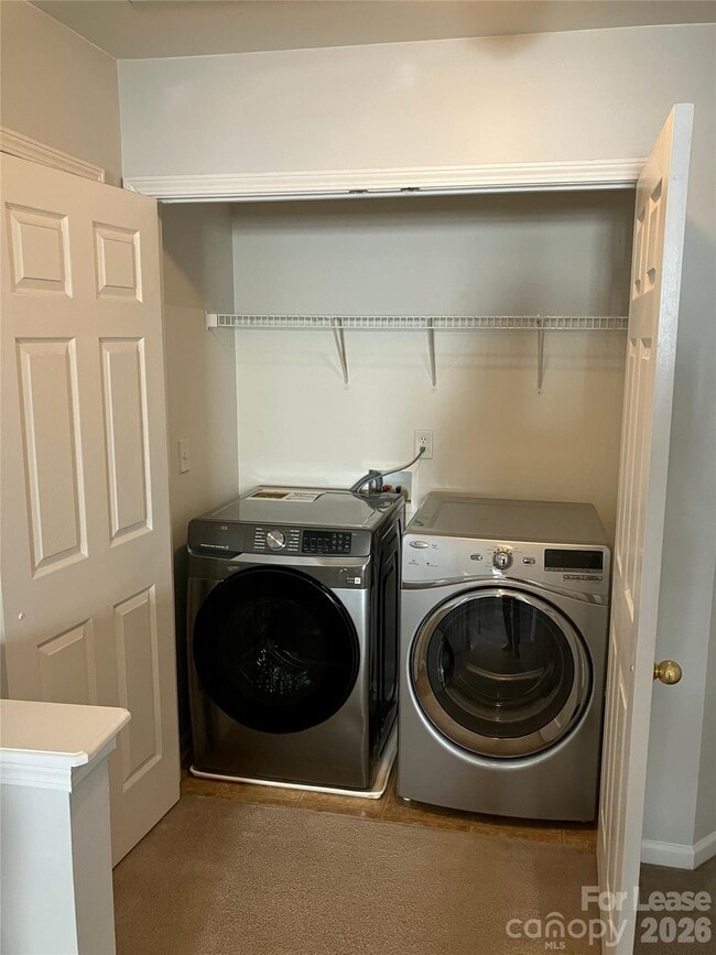 Building Photo - 19113 Kanawha Dr