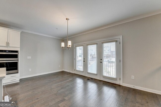 Building Photo - 2083 Holtz Ln