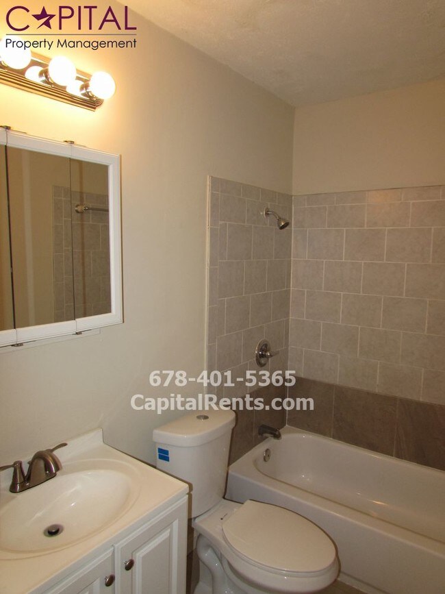 Building Photo - 1361 Westboro Dr SW