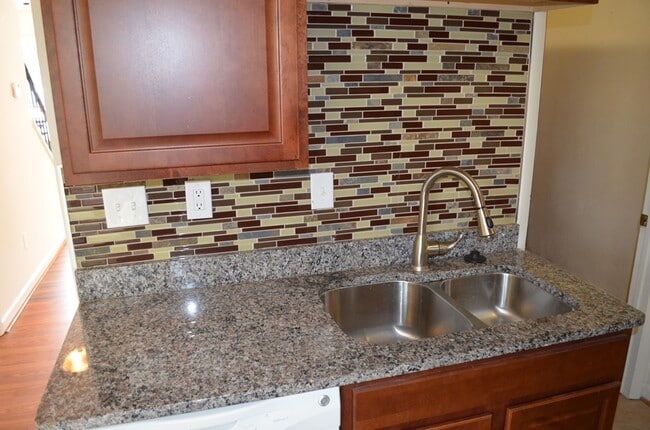 Building Photo - 3690 Arthur Ave