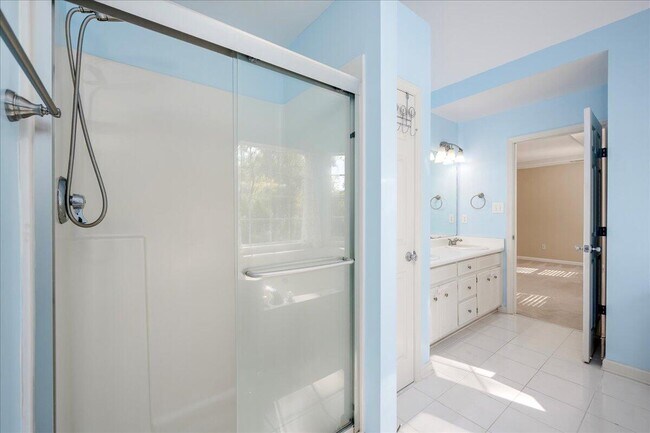 Building Photo - 3892 Beaver Brook Dr
