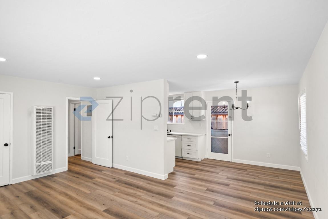 Building Photo - 1498 Valota Rd