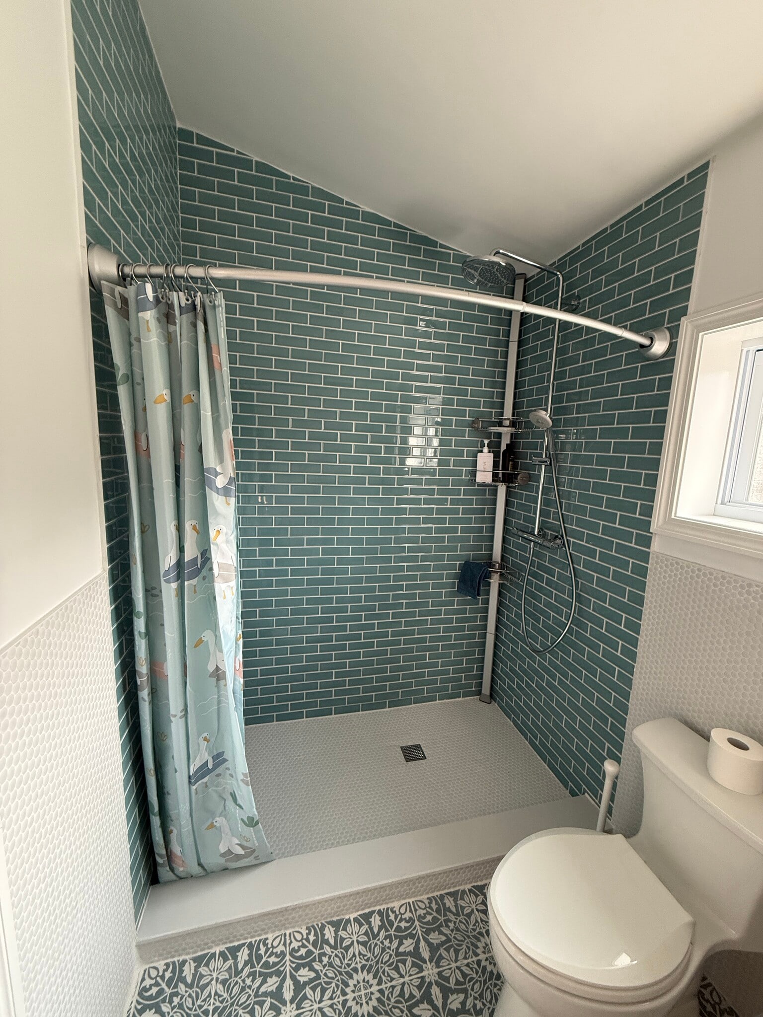 Building Photo - 96 Munroe St